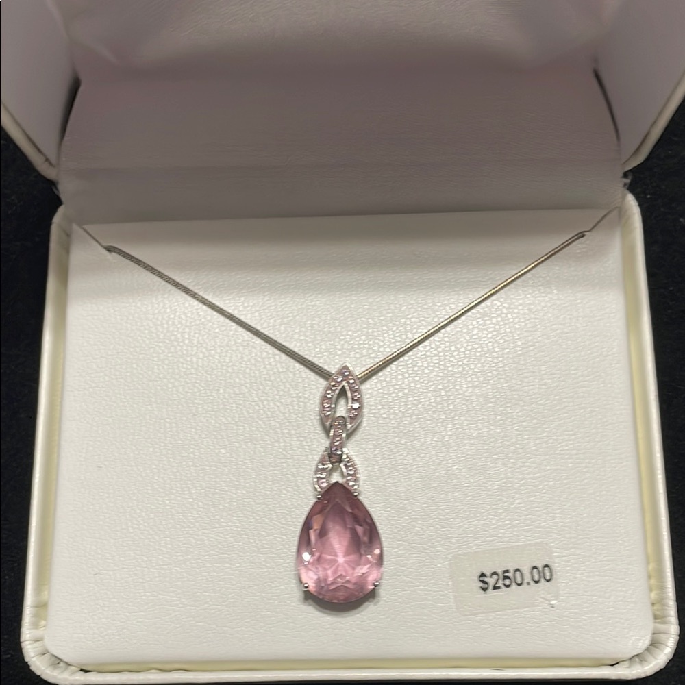Fine Jewelry Gemstone and 20” 925 Sterling Silver Teardrop Necklace